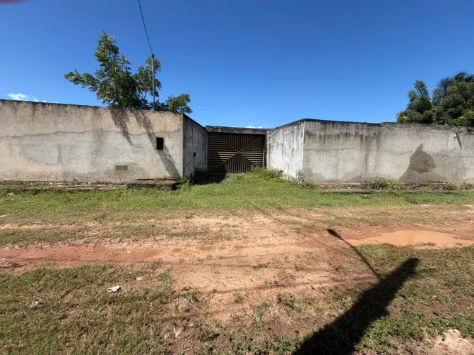 Vendo ou troco terreno no matapuã
