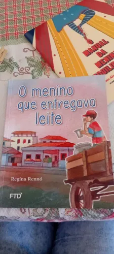 Livro da FTD O menino que entregava leite.
