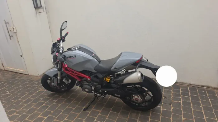 Ducati Monster 796