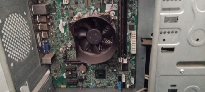 Gabinete PC + Peças