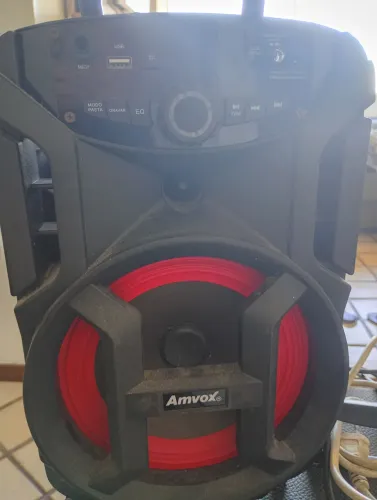 Caixa amvox180w