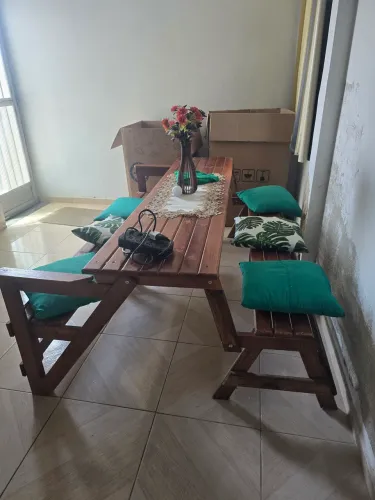 Banco que vira mesa