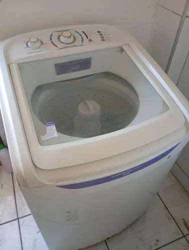Máquina de lavar Eletrolux 15kg