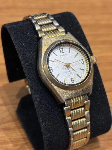 Relógio Seiko 5 Feminino Dourado Vintage - Automático 21 Jewels