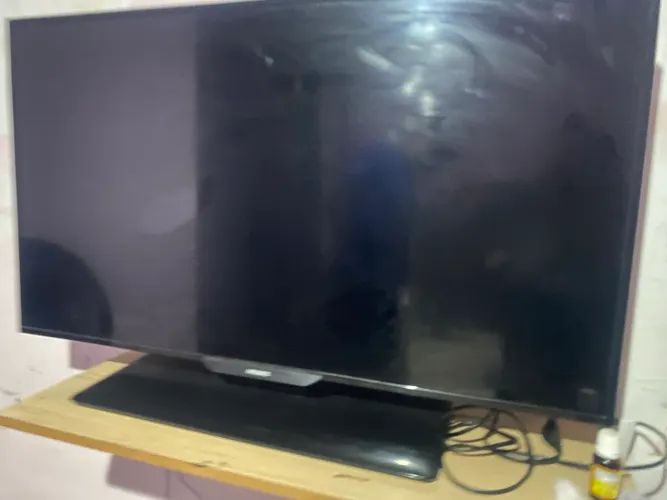 Tv Philips 40 polegadas com defeito