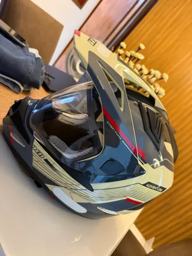 Capacete trilha X11 Adventure bege