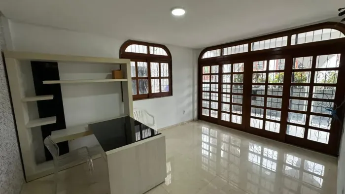 DOM PEDRO. CONJ. KISSIA. 5 QUARTOS SENDO 3 SUÍTES E 5 VAGAS, IDEAL PARA CLÍNICA E ESCRITÓR