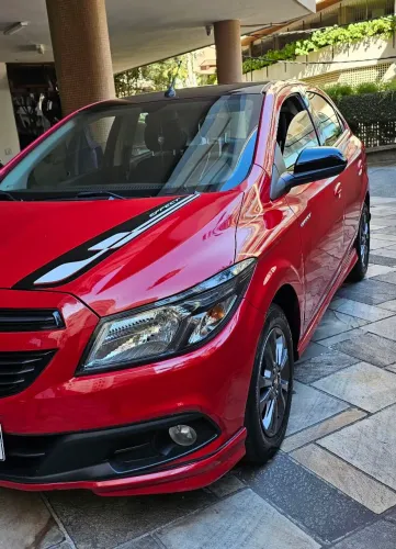 Chevrolet Onix Hatch Effect 1.4 8V Flex Power Mec. 4P 2015