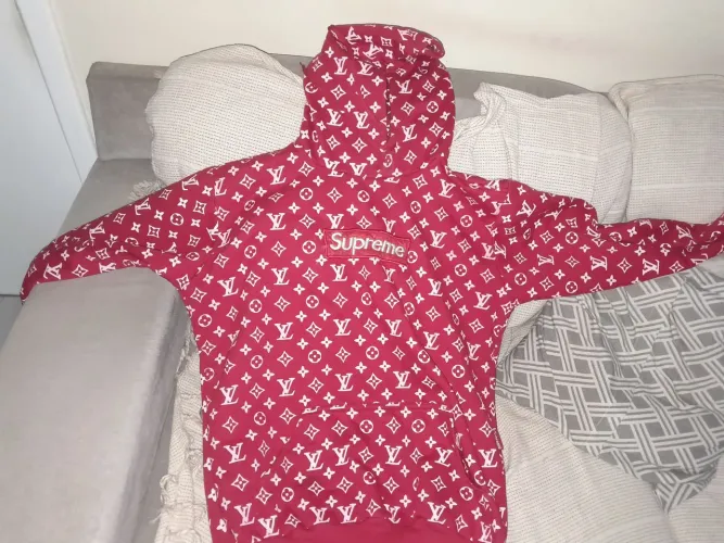 Moletom supreme Louis vuitton Vermelho