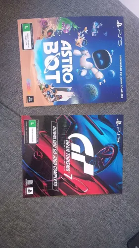 Jogos astro bot e Gran turismo 7 ps5