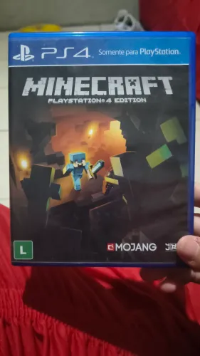 Jogo de construção, exploração e online (opcional)