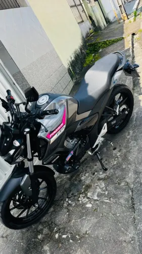 REPASSE Fazer FZ 15 2025 - Cinza