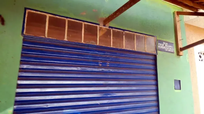 Casa térrea com salão comercial de 150m² à venda - Jardim Diva Tarlá de Carvalho