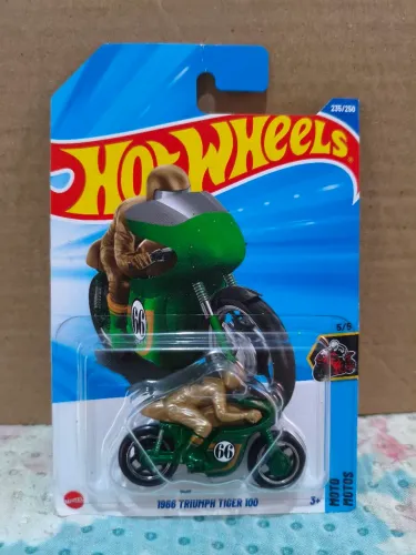 Hot Wheels 1966 TRIUPH TIGER 100 T-Hunt