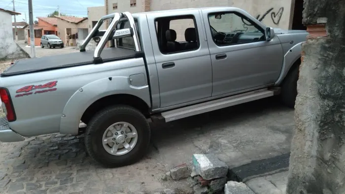 Nissan Frontier Se/se Strik/one CD 4X4 2.8 Dies 2003