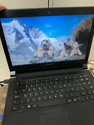 NOTBOOK LENOVO