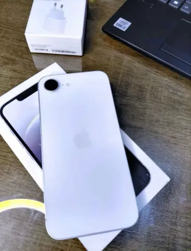 iPhone 16e 128GB - NOVO, IMPECÁVEL