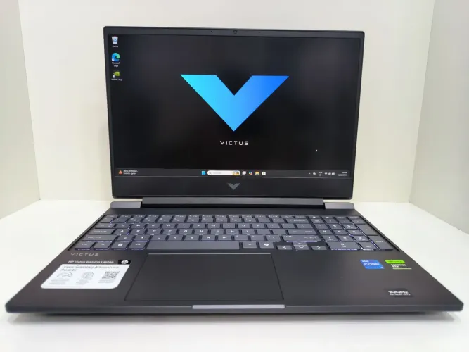 Notebook Gamer HP Victus 15 i5-13420H/RTX 3050/SSD 512GB/8GB