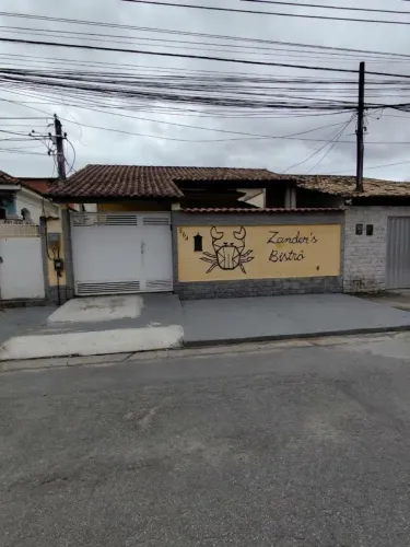 Casa Comercial para alugar na Rua Francisco Franco, Bangu, Rio de Janeiro - RJ