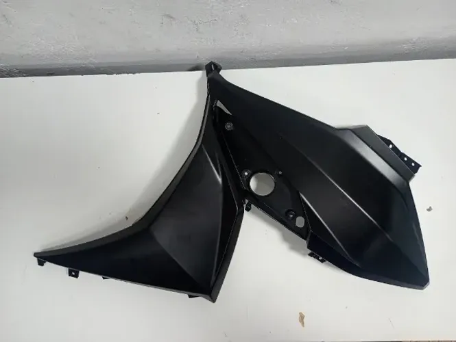 carenagem frontal esquerda SYM Jet 14