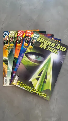 Coleção Completa Arqueiro Verde: O Espírito da Flecha (Edições 1 a 5)