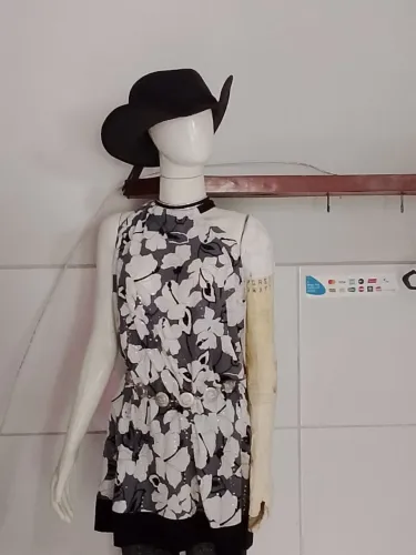 Blusão feminino largo