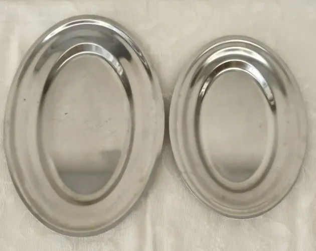 Conjunto de travessas em inox - 2 peças
