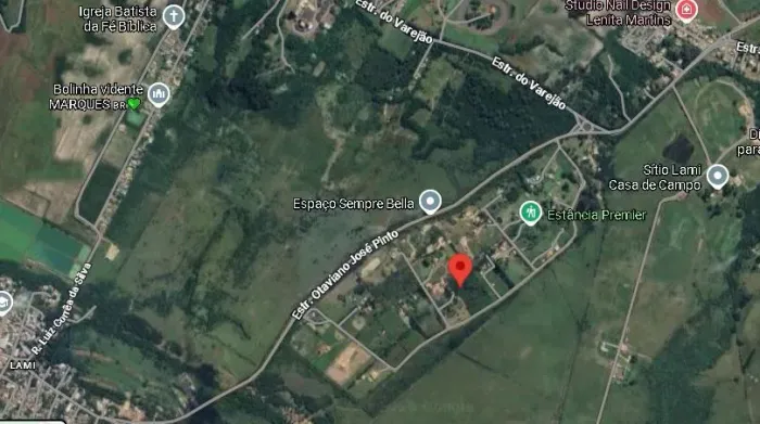 Sítio no condomínio "Campos do Lamy", com 1,6 hectares -