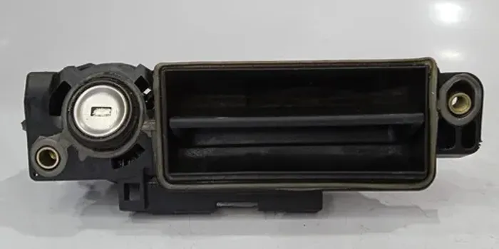 Maçaneta Tampa Traseira Mercedes C180 C200 2003 - 2006