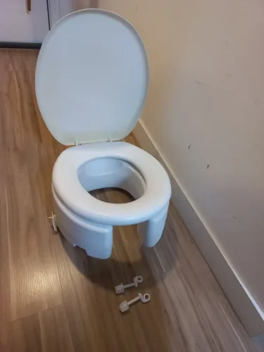 Assento sanitário Elevado (16cm)