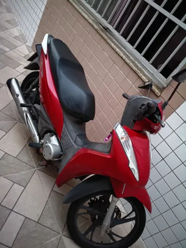 Moto Biz 125