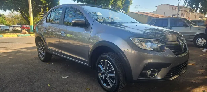 Renault Logan Iconic Flex 1.6 16V 4P AUT 2020
