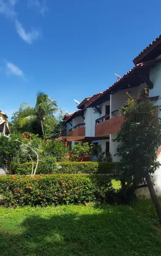 Casa Duplex em Condomínio Fechado  Lauro de Freitas
