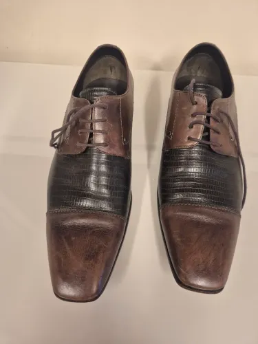 Sapatos masculino número 39