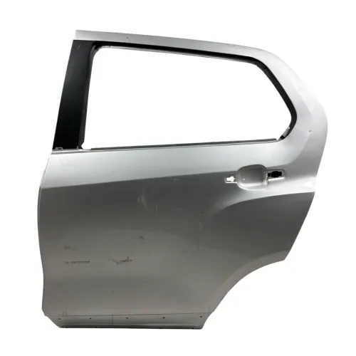 Porta Traseira Esquerda Chevrolet Tracker 2014 a 2019 
