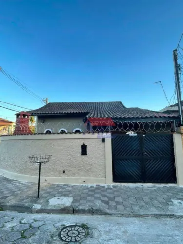 Casa com 2 dormitórios para alugar, 94 m² por R$ 5.000/mês - Vila Nova - Cubatão/SP