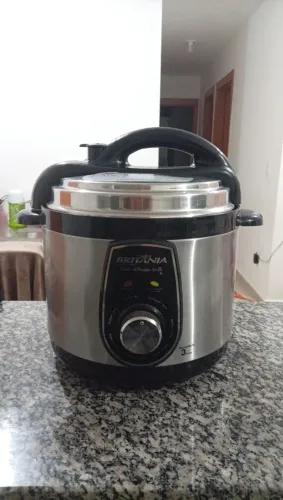 Panela Elétrica Britânia 4L 110W