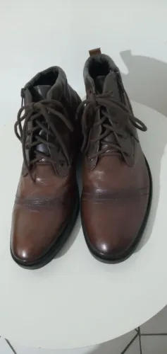 Bota Talk Flex ( modelo: 7026) masculina. Em couro legítimo. Tam.41./ Usada.