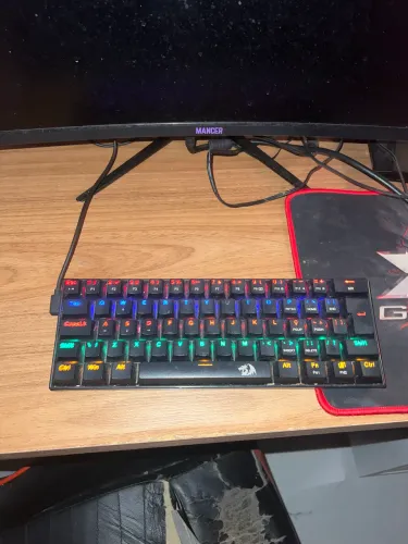 TECLADO DA RED DRAGON 60% ano 2024 KURAMA 