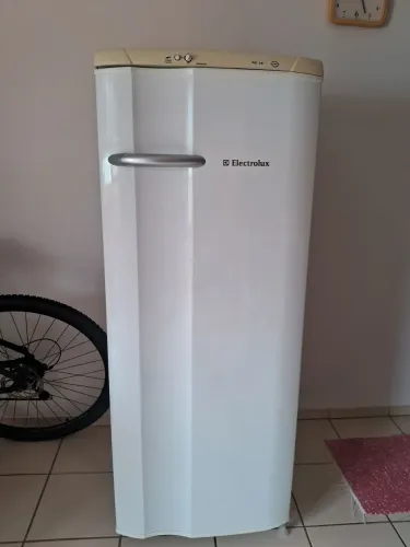 Geladeira Electrolux