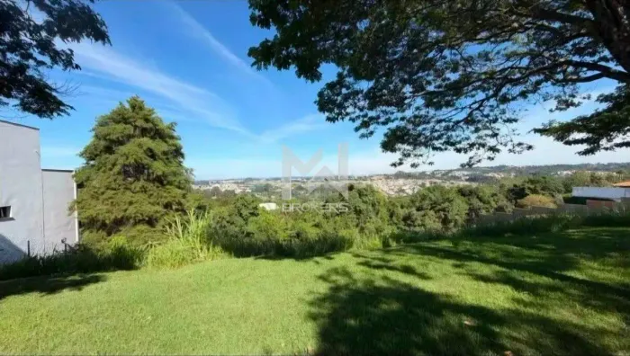Terreno de 1.5000m² à venda no Residencial Jardim Primavera em Louveira/SP