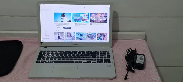 Samsung i3 7aG 8gb ddr4 500hd w10 Bluetooth bateria 3h DISPENSO CURIOSOS 