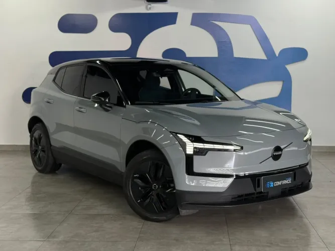 Volvo EX30 E60 Core (elétrico) 2024