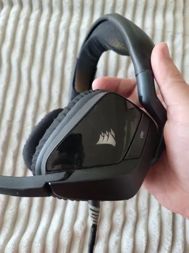 Headset Gamer Corsair Void Elite USB, RGB, Sunround 7.1, Driver 50mm