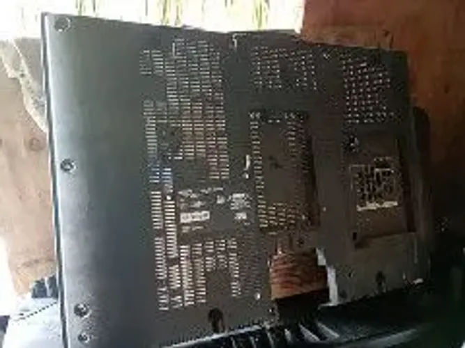 Tampa traseira das tvs LCD