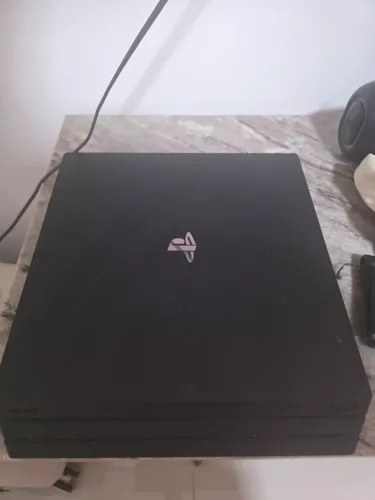 Play Station 4 Pro