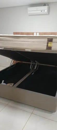 Vende se Cama Box com Bau