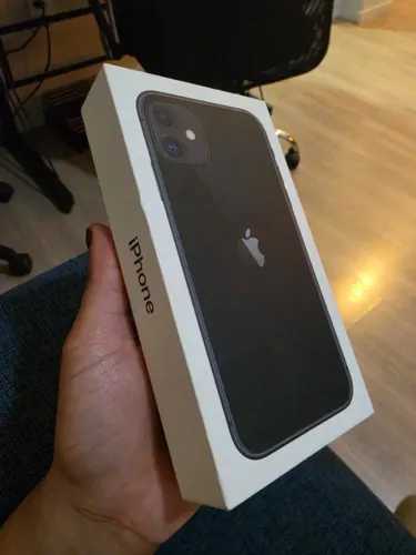Iphone 11 64gb preto com caixa