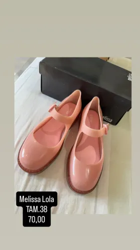 Desapego de melissas seminovas 