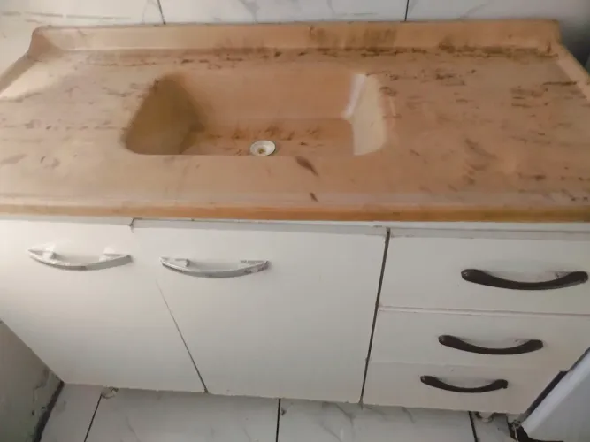 Pia de cozinha com balcão